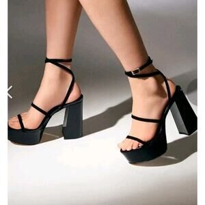 Platform Block Heel Strappy Sandals - Black